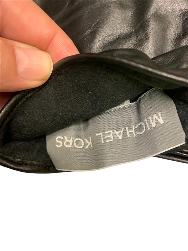 MICHAEL KORS UOMO
GUANTI
34376T