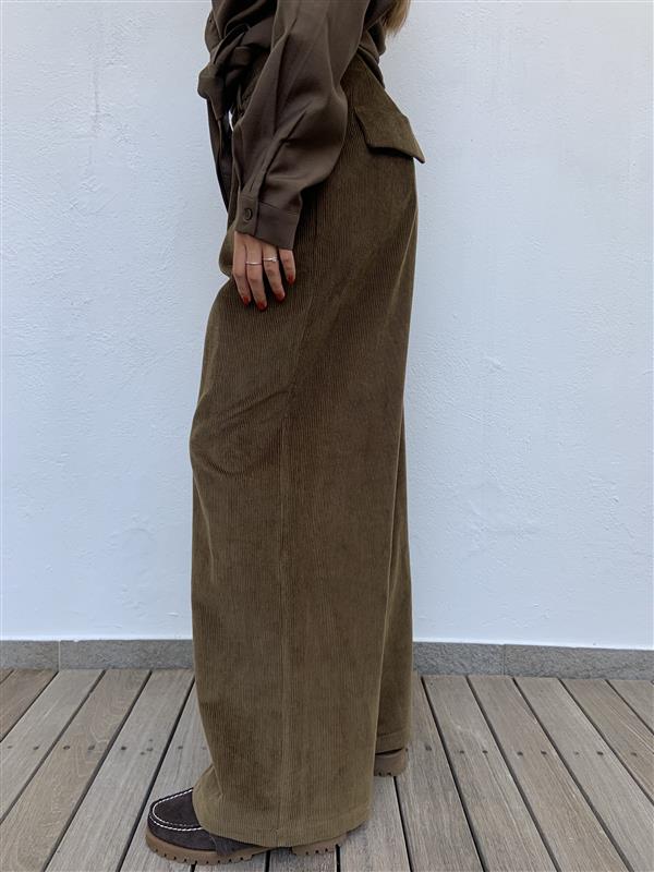 ELEH
PANTALONI
250200