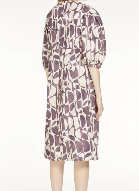 MAX MARA
ABITO LUCIA
92211731600